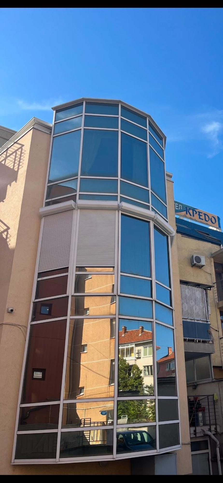 Hotel Kredo Sliven エクステリア 写真